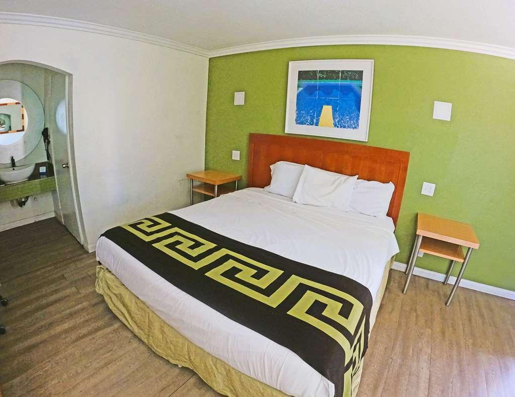 Hotel An Extended *