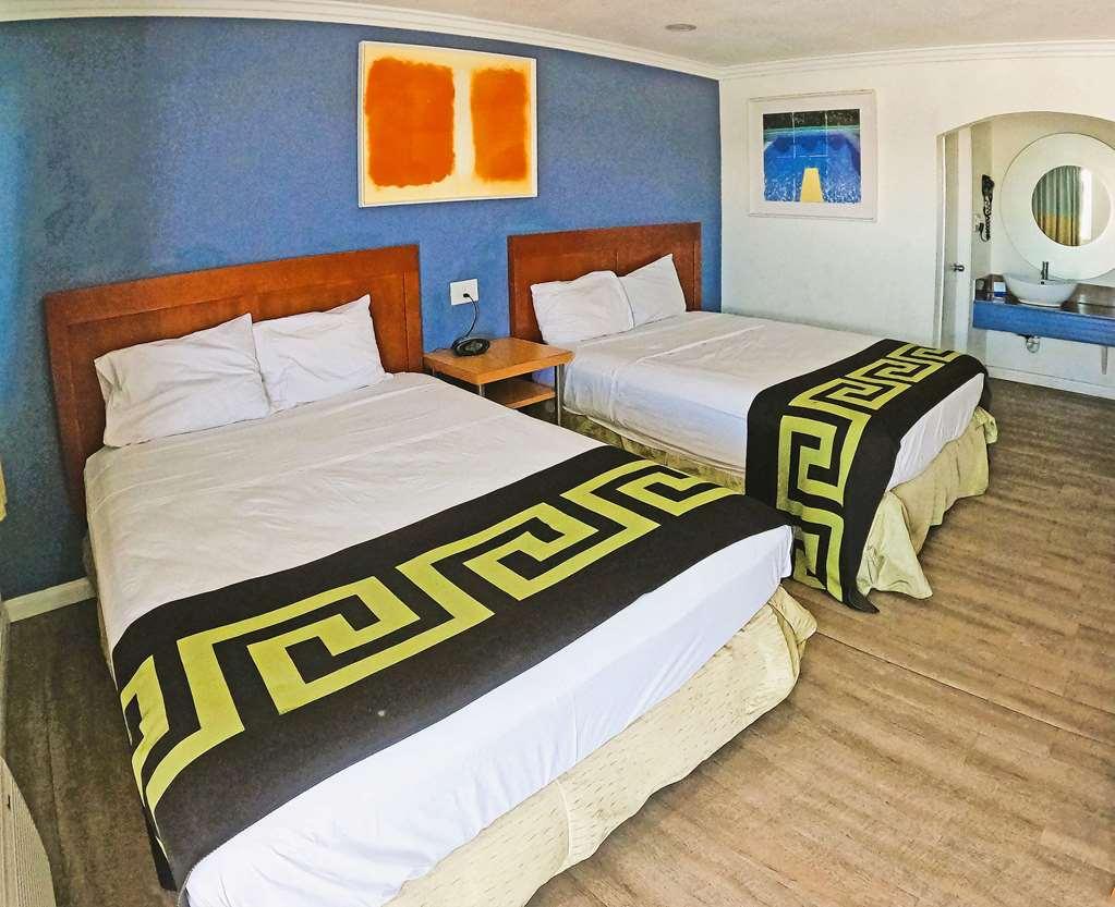 An Extended Hotel Ridgecrest