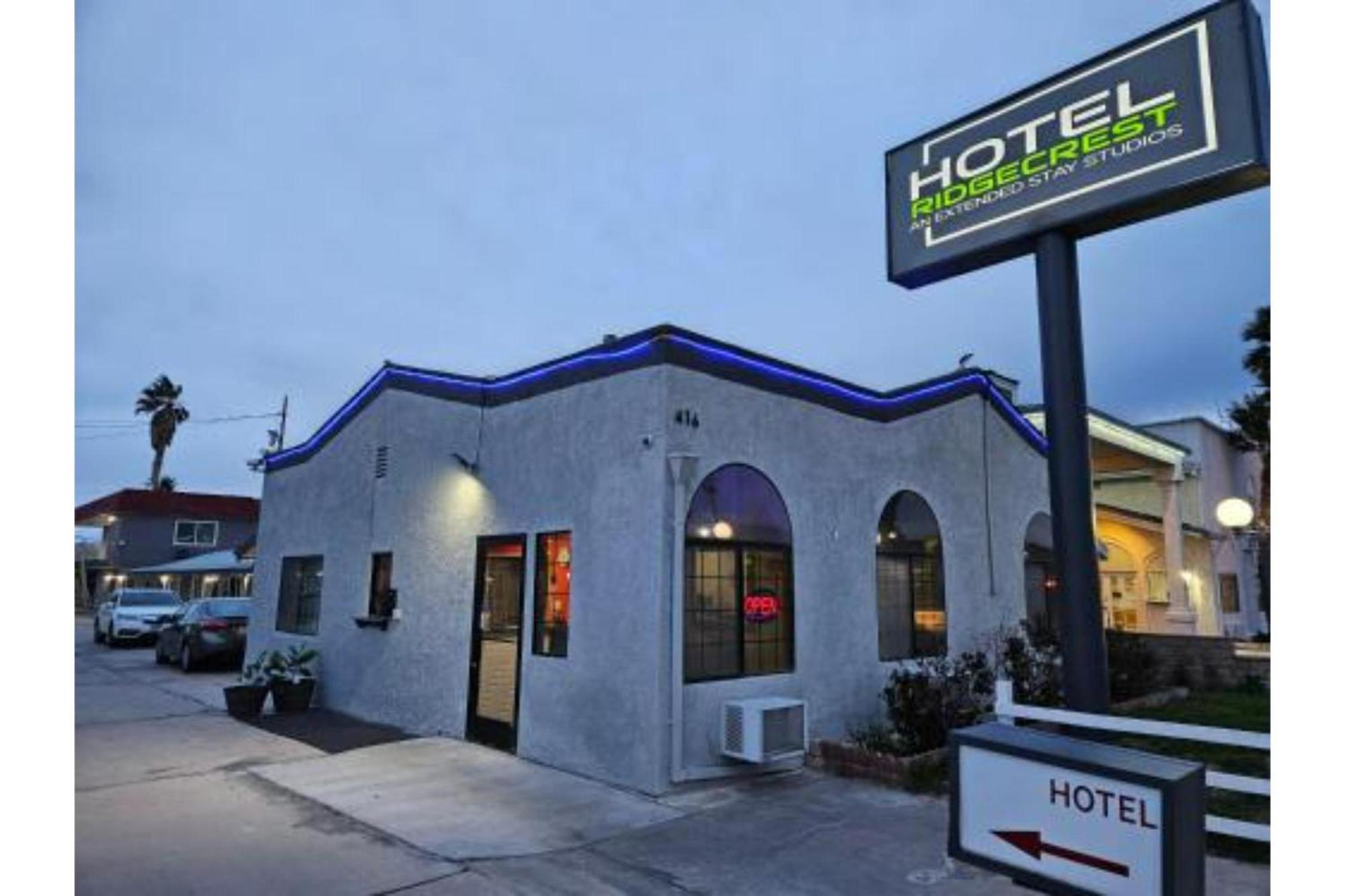 Hotel An Extended *